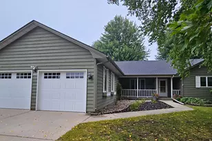 1417 Fairway Dr, Faribault, MN 55021 - Photo 1