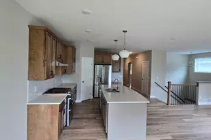 1884 Campfire Dr W, Waconia, MN 55387 - Photo 9