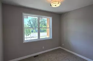 1884 Campfire Dr W, Waconia, MN 55387 - Photo 19