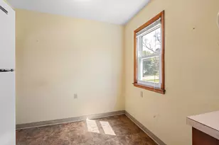 227 5th Ave NE, Faribault, MN 55021 - Photo 5