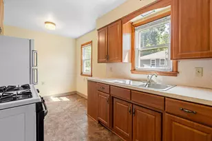 227 5th Ave NE, Faribault, MN 55021 - Photo 9