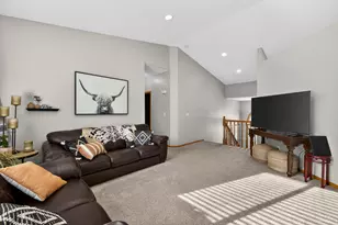 8018 Aquarius Dr, Fargo, ND 58104 - Photo 9