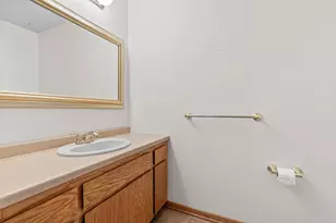 15604 White Pine Dr, Minnetonka, MN 55391 - Photo 13