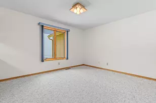 15604 White Pine Dr, Minnetonka, MN 55391 - Photo 11