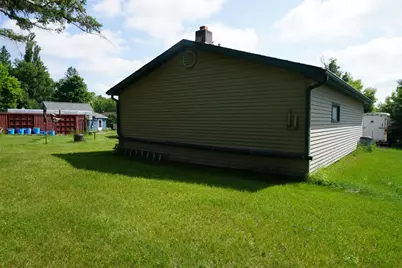 35 Sunset Avenue NW, Bagley, MN 56621 - Photo 11