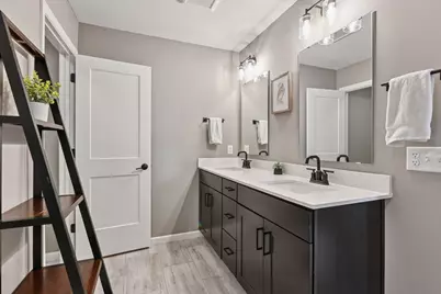 7205 Walnut Grove Way N, Maple Grove, MN 55311 - Photo 11