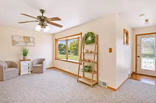 2007 2nd Ave SE, Austin, MN 55912 - Photo 9