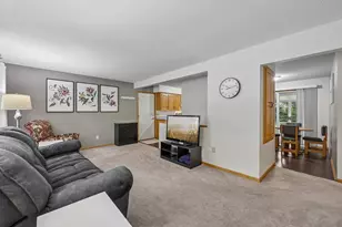 10121 96th Pl N, Maple Grove, MN 55369 - Photo 9