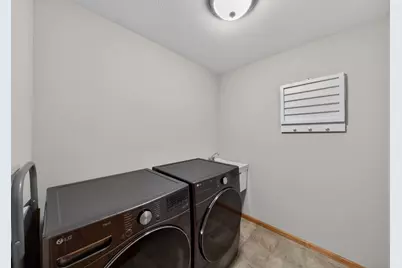 1961 Fieldstone Road SW, Rochester, MN 55902 - Photo 23
