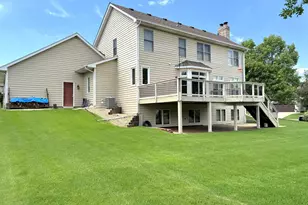 8658 Upland Ln N, Maple Grove, MN 55311 - Photo 7
