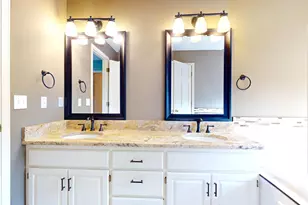 8658 Upland Ln N, Maple Grove, MN 55311 - Photo 55