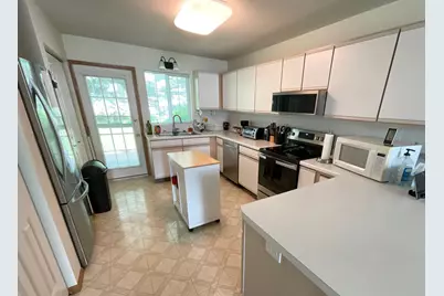 1700 Carriage Homes Drive SW #B, Austin, MN 55912 - Photo 7