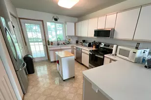 1700 Carriage Homes Dr SW, Austin, MN 55912 - Photo 7