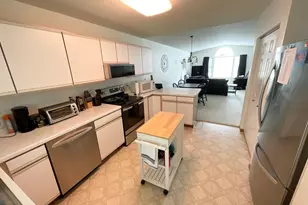 1700 Carriage Homes Dr SW, Austin, MN 55912 - Photo 9