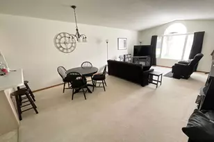1700 Carriage Homes Dr SW, Austin, MN 55912 - Photo 5