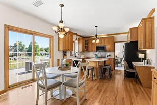 1720 Brant Cir, Eagan, MN 55122 - Photo 19