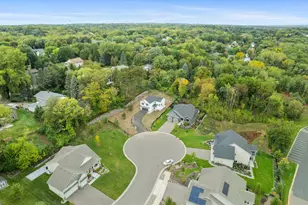 6859 Bovey Trl, Inver Grove Heights, MN 55076 - Photo 5