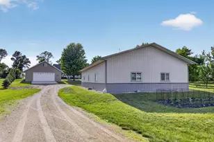19343 Quartz Rd, Clitherall, MN 56524 - Photo 5