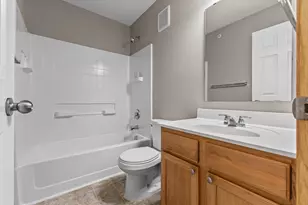 11941 Emery Village Dr N, Champlin, MN 55316 - Photo 39