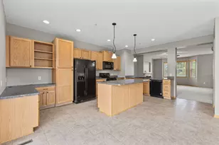 11941 Emery Village Dr N, Champlin, MN 55316 - Photo 21
