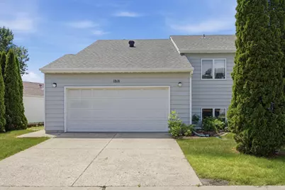 1818 34th Street S, Fargo,  58103 - Photo 1