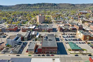 102 Walnut St, Winona, MN 55987 - Photo 1