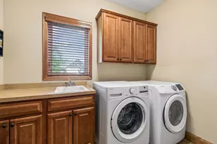 8595 Moraine Dr, Shakopee, MN 55379 - Photo 33