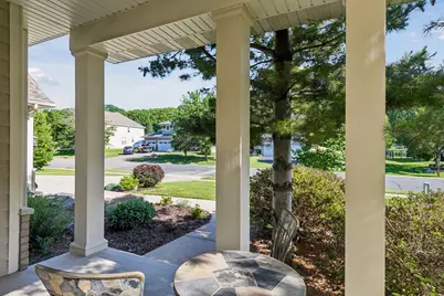 8595 Moraine Drive, Shakopee, MN 55379 - Photo 5