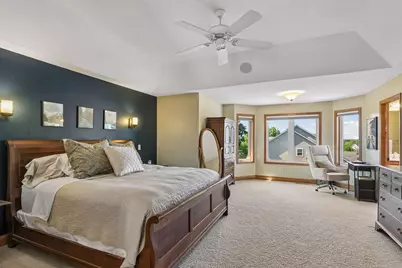 8595 Moraine Drive, Shakopee, MN 55379 - Photo 21