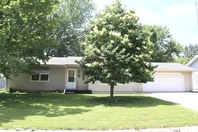 611 Grand Avenue NW, Silver Lake, MN 55381 - Photo 1