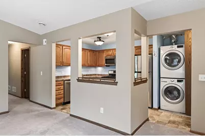 9609 Lonsdale Circle, Minnetonka, MN 55305 - Photo 11