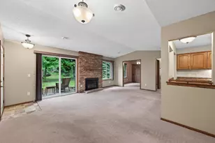 9609 Lonsdale Cir, Minnetonka, MN 55305 - Photo 5