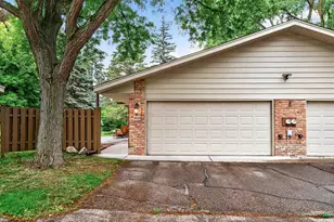 9609 Lonsdale Cir, Minnetonka, MN 55305 - Photo 1