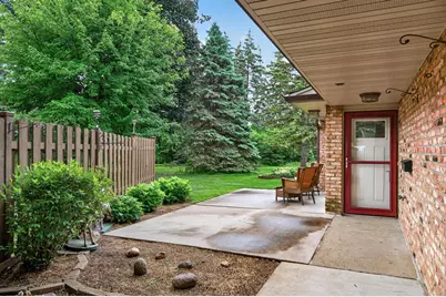 9609 Lonsdale Circle, Minnetonka, MN 55305 - Photo 3