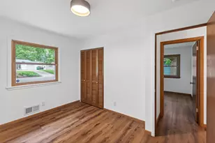 2541 Quebec Ave S, Saint Louis Park, MN 55426 - Photo 13
