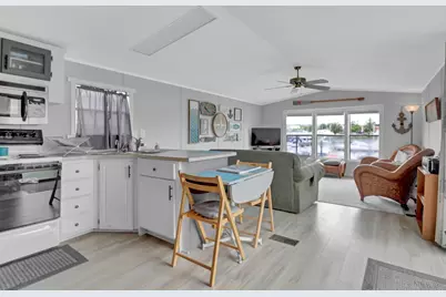 201 S Franklin Street #39, Lake City, MN 55041 - Photo 9