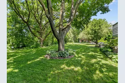 12803 Everest Avenue, Apple Valley, MN 55124 - Photo 33