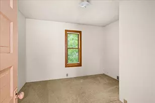 720 N 23rd Ave W, Duluth, MN 55806 - Photo 13