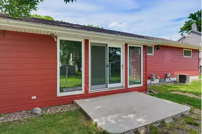 821 Ash Avenue, Bird Island, MN 55310 - Photo 13
