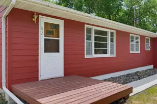 821 Ash Ave, Bird Island, MN 55310 - Photo 9