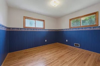 821 Ash Avenue, Bird Island, MN 55310 - Photo 13