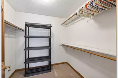 4134 Thornhill Lane, Vadnais Heights, MN 55127 - Photo 23