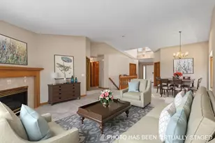 4134 Thornhill Ln, Vadnais Heights, MN 55127 - Photo 7