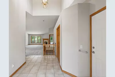 4134 Thornhill Lane, Vadnais Heights, MN 55127 - Photo 9