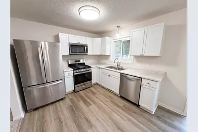 546 Hazel Street N, Saint Paul, MN 55119 - Photo 19