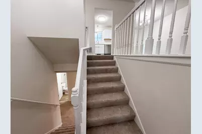 546 Hazel Street N, Saint Paul, MN 55119 - Photo 21