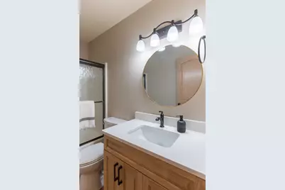2541 S 26th Avenue S, Fargo,  58103 - Photo 23