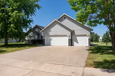 2541 S 26th Avenue S, Fargo,  58103 - Photo 1