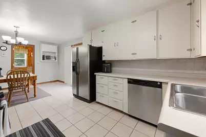 330 Lake Street W, Waterville, MN 56096 - Photo 9