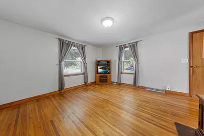 330 Lake Street W, Waterville, MN 56096 - Photo 3